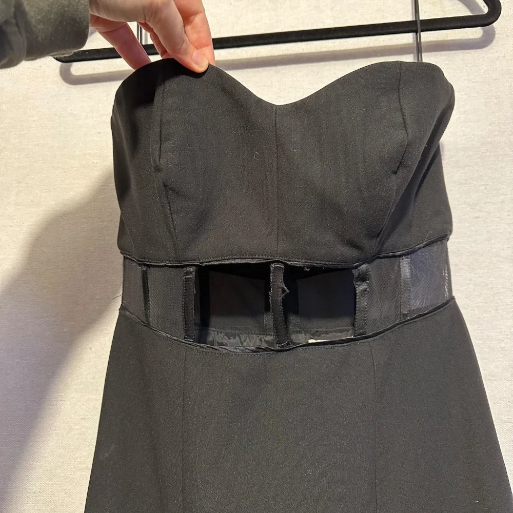 *FLAW* RTR Cinq a Sept Annalie Gown - size 4 - Picture 5 of 9